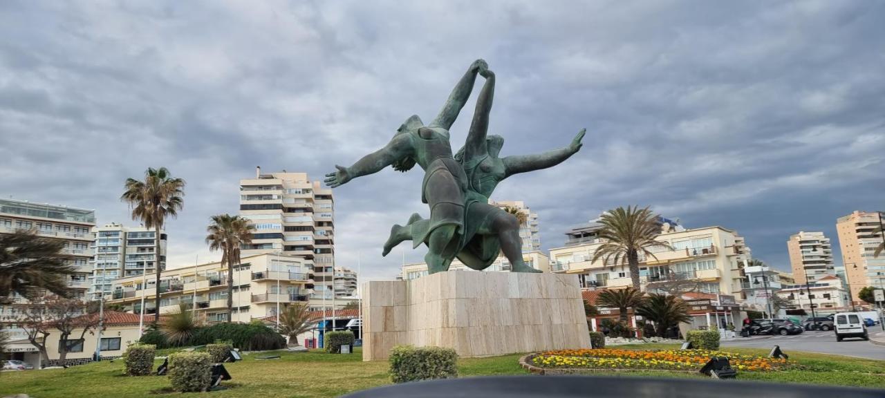Excellent Location- Beach, Pool, Telework, 2 Bikes, Parking & Wifi Gratis At "Casa Carol'S" Torremolinos Exterior foto